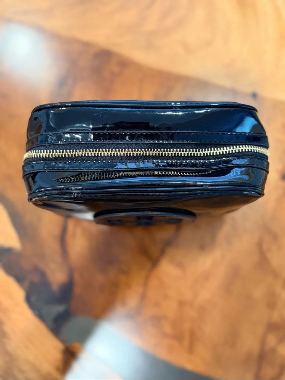Tory Burch Black Patent Logo Cosmetic Case GUC